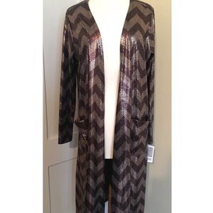 Stunning 🦄Luluroe’s Sarah Size Large